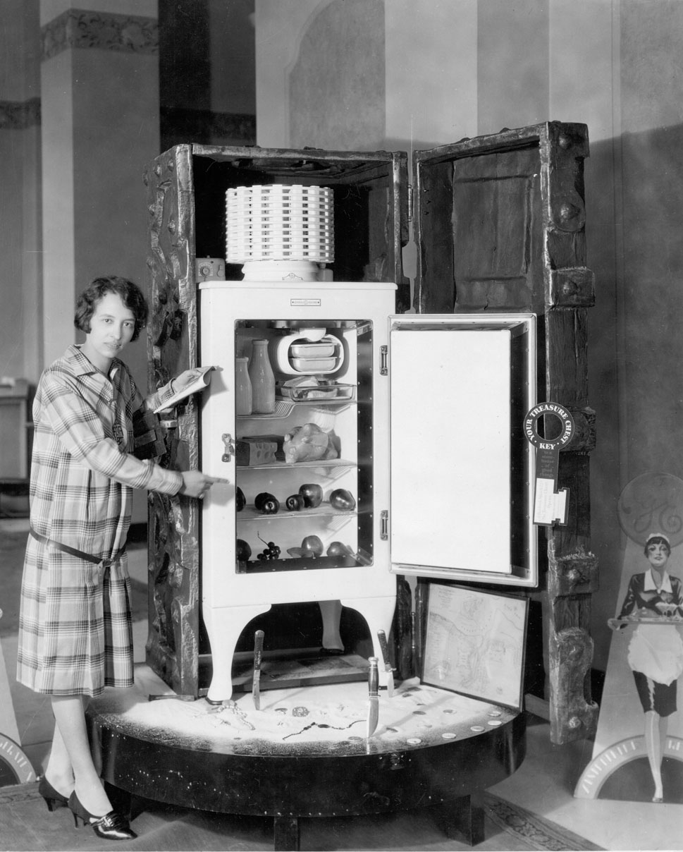 GE Monitor-top Refrigerator, 1929